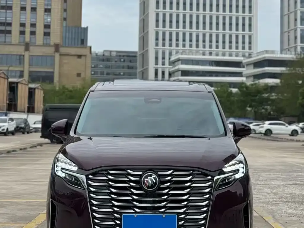 Buick GL8 2023 из CN, фото 1