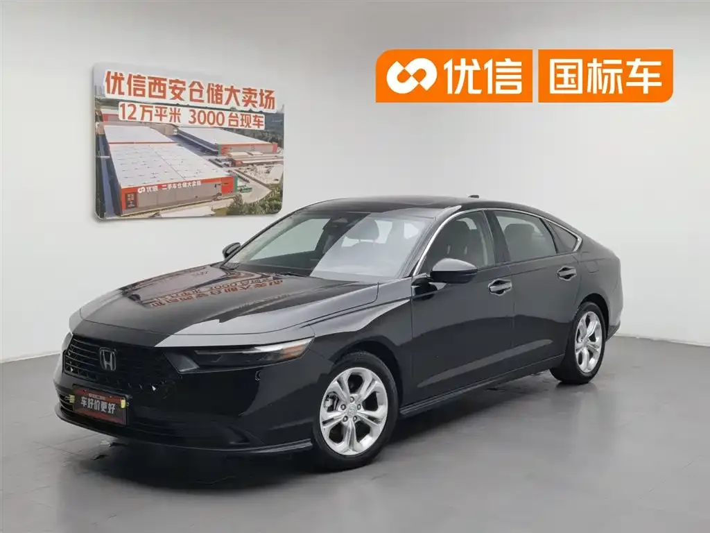 Honda Accord — фото 1