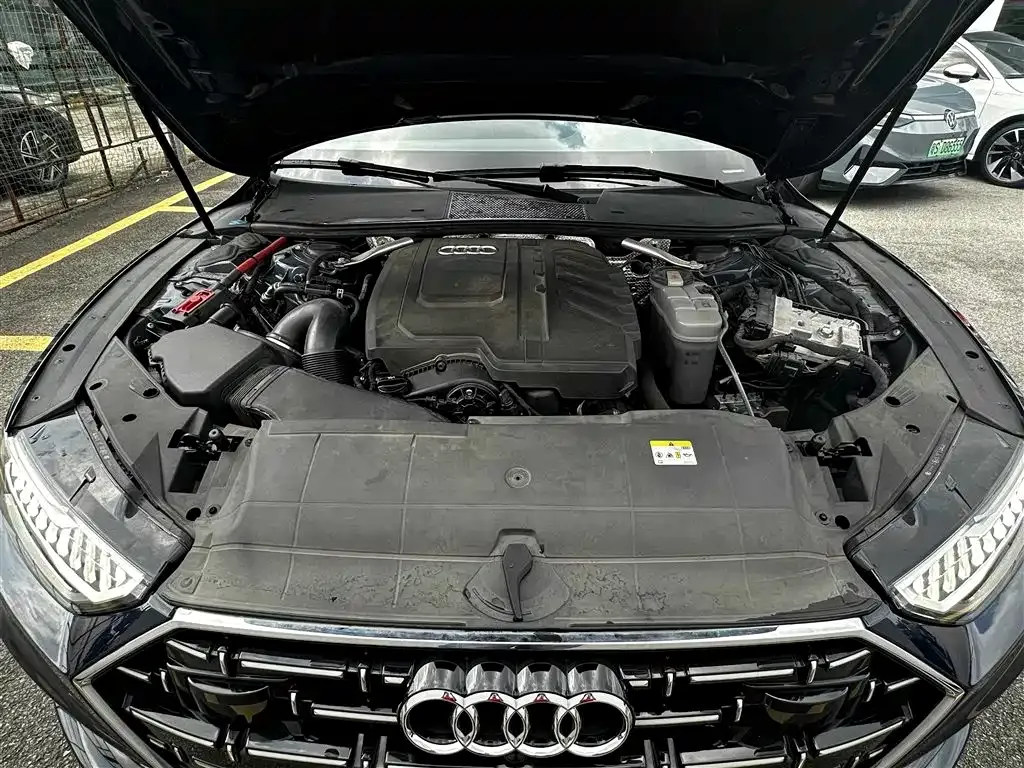 Audi A7L — фото 10