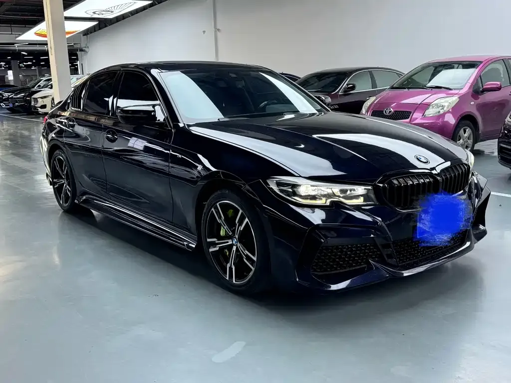 BMW 3 Series 2021 из CN, фото 2