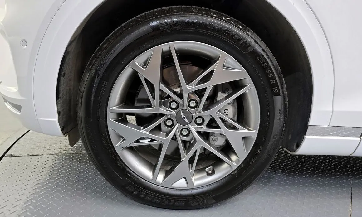 Genesis GV70 2023 из KR, фото 7