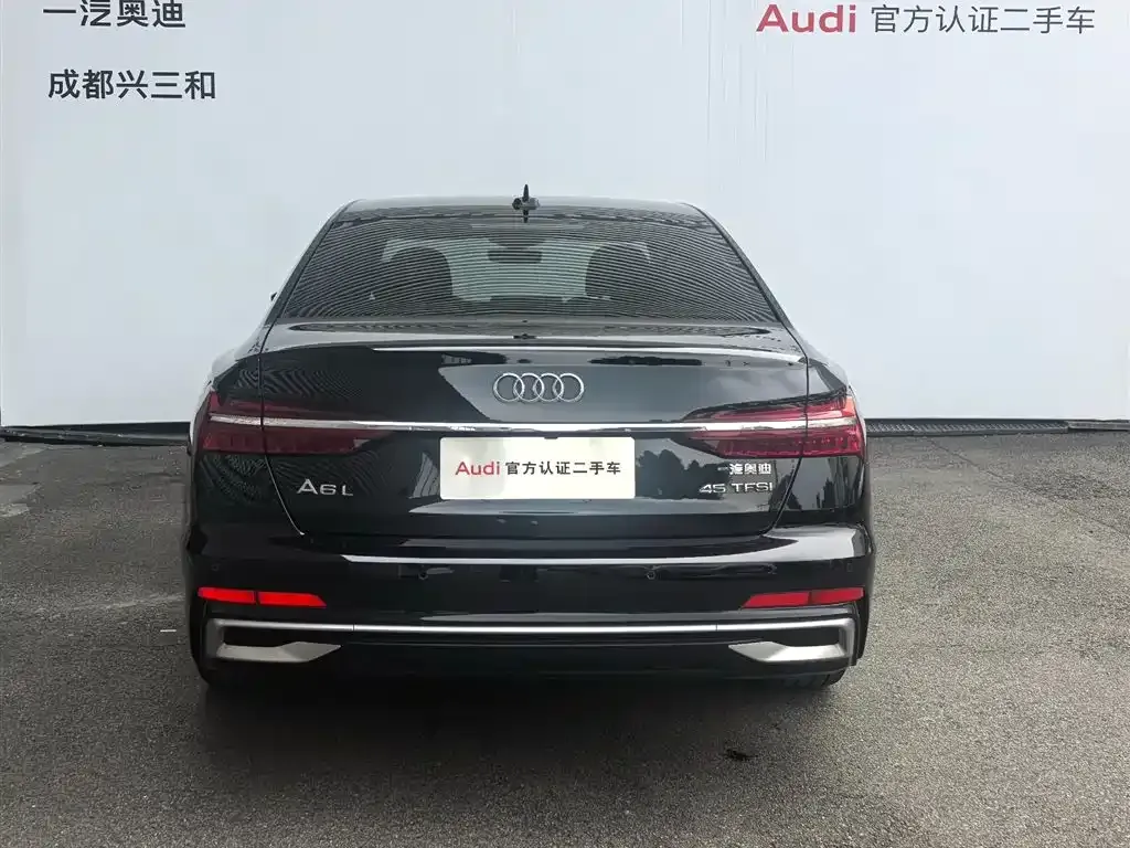 Audi A6L — фото 2