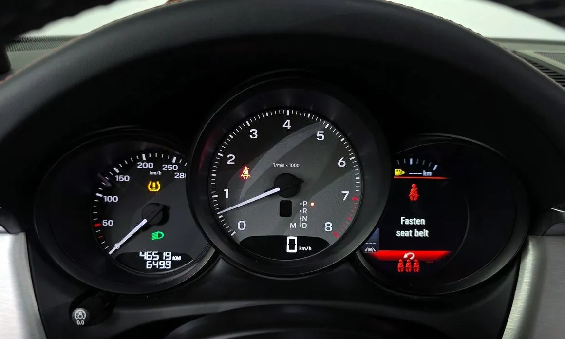 Porsche Macan 2023 из KR, фото 4
