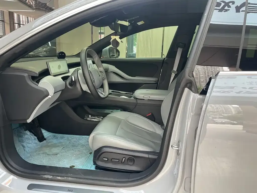 NIO ET5T 2024 из CN, фото 5