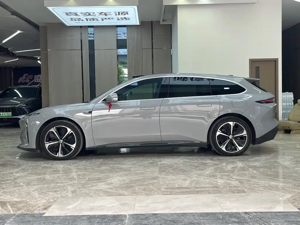 NIO ET5T 2024 из CN, фото 10