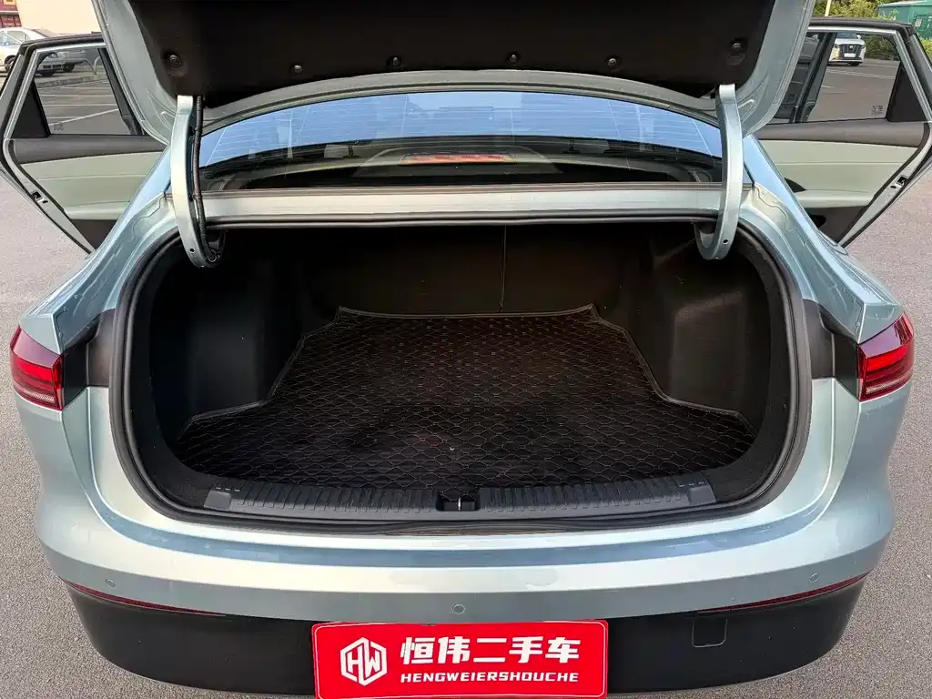Roewe D6 2025 из CN, фото 9