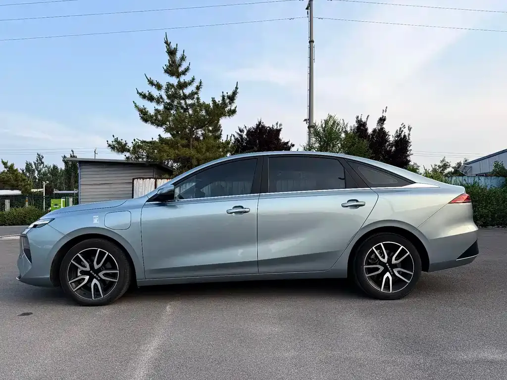 Roewe D6 2025 из CN, фото 10