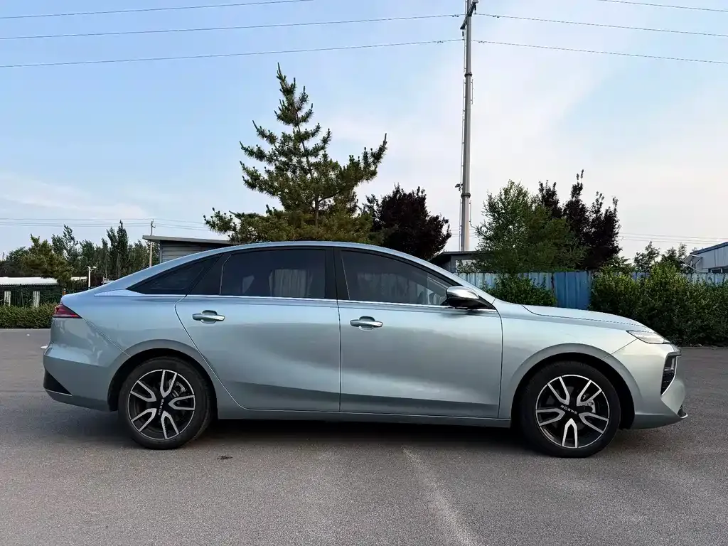 Roewe D6 2025 из CN, фото 5