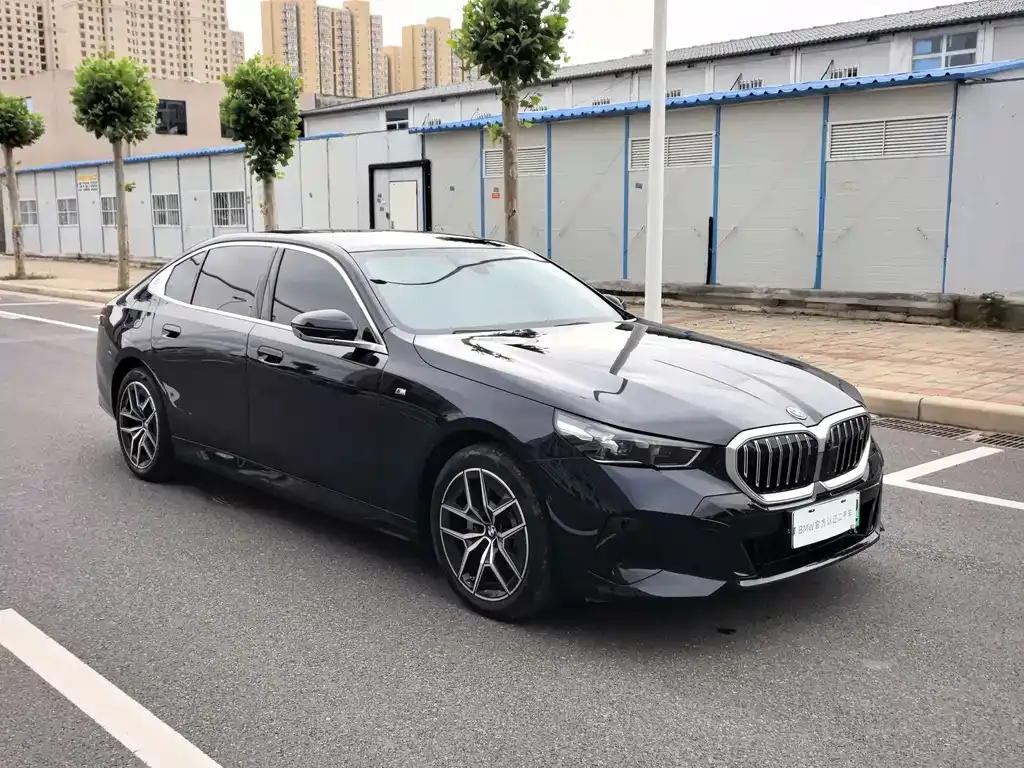 BMW i5 2026 из CN, фото 3