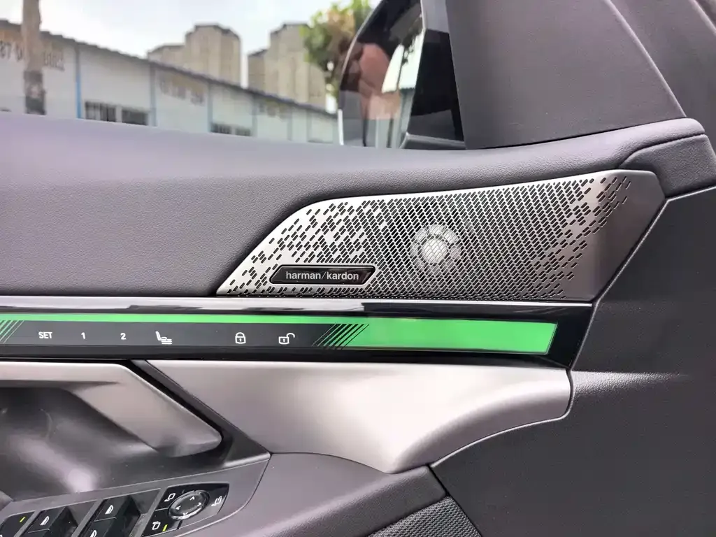 BMW i5 2026 из CN, фото 8