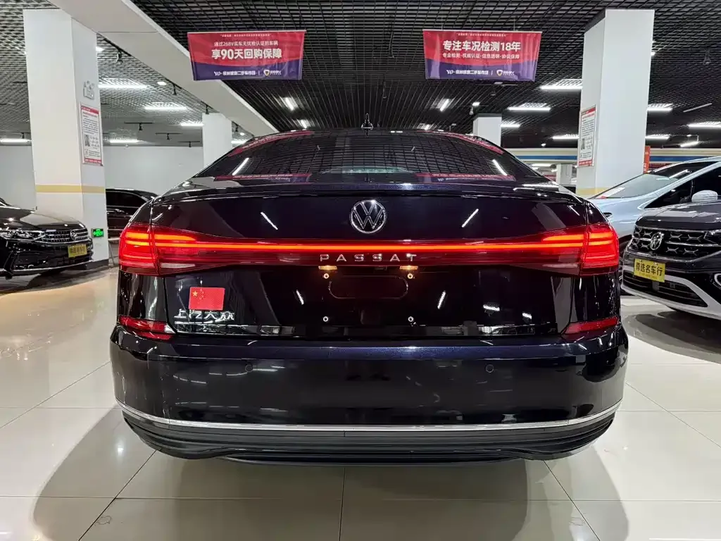 Volkswagen Passat — фото 9