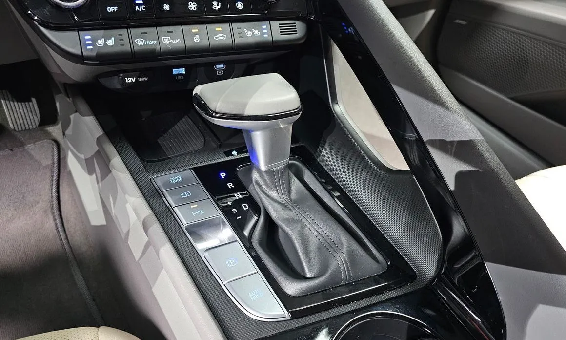 Hyundai AVANTE 2024 из KR, фото 6