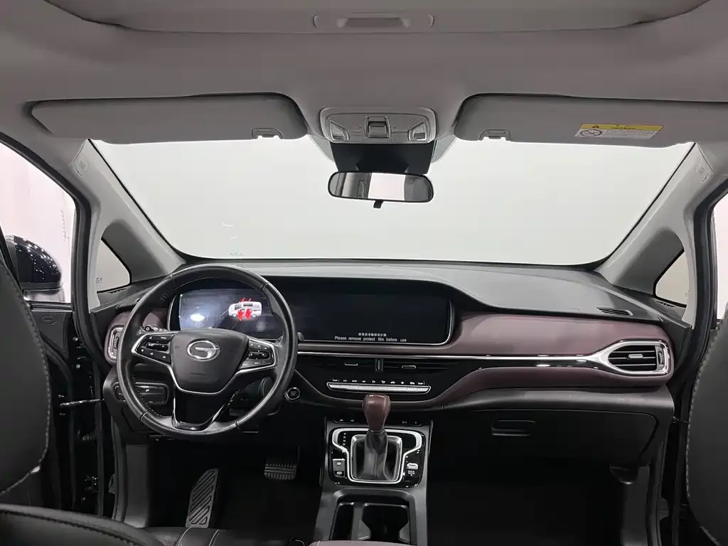 GAC Motor Trumpchi M6 — фото 2