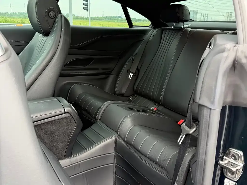 Mercedes-Benz E-Class (Import) — фото 2