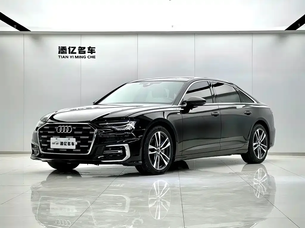 Audi A6L — фото 1