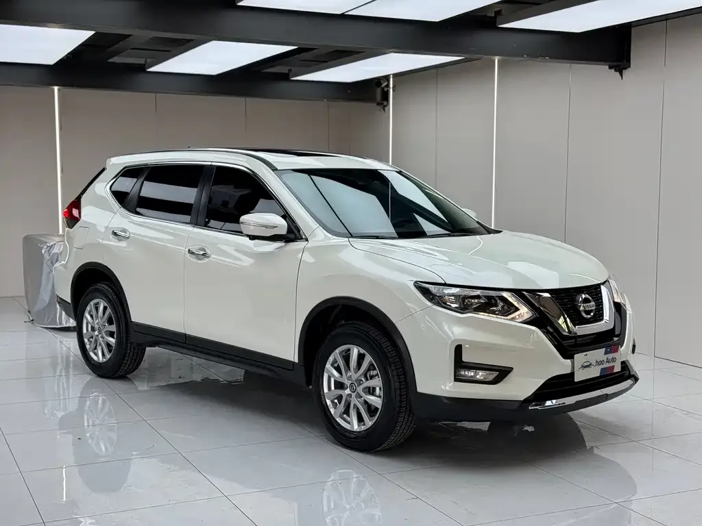 Nissan X-Trail — фото 6