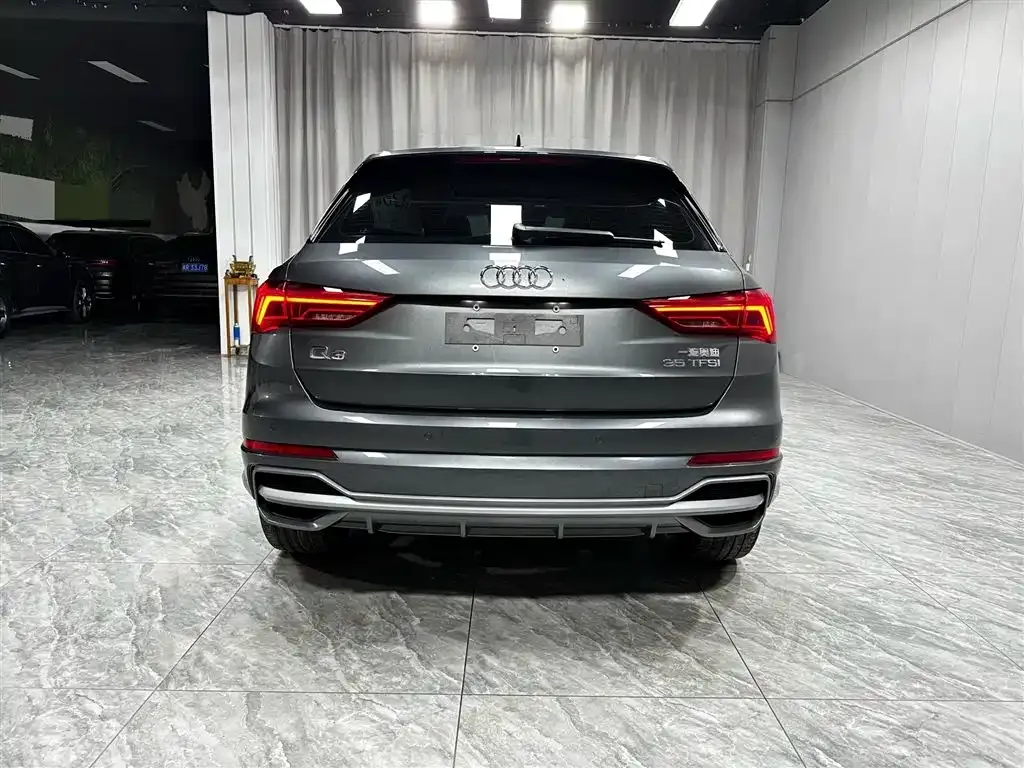 Audi Q3 — фото 4