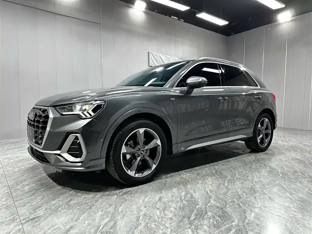Audi Q3 — фото 6