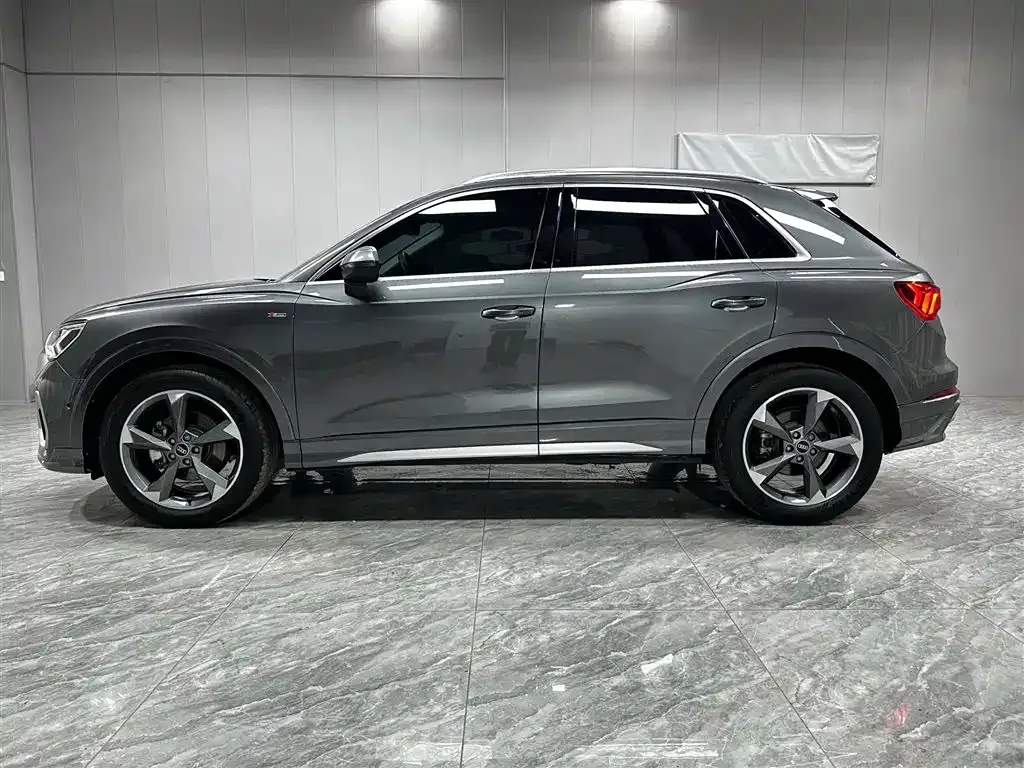 Audi Q3 — фото 5