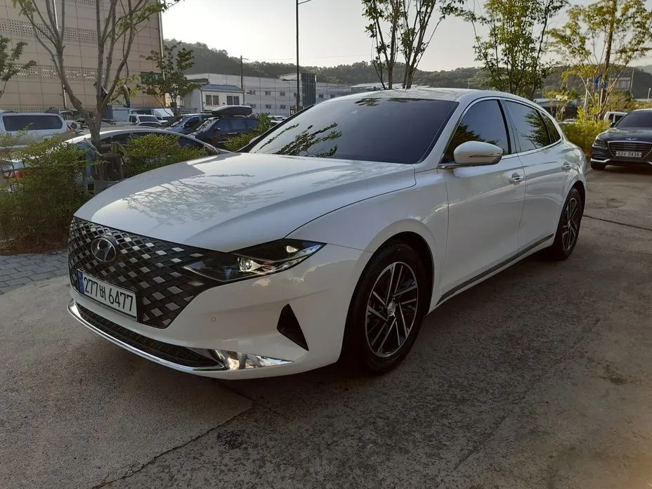 Hyundai Grandeur 2022 из KR, фото 1