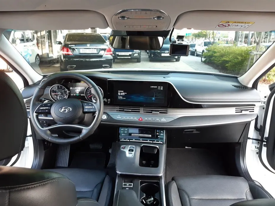 Hyundai Grandeur 2022 из KR, фото 5