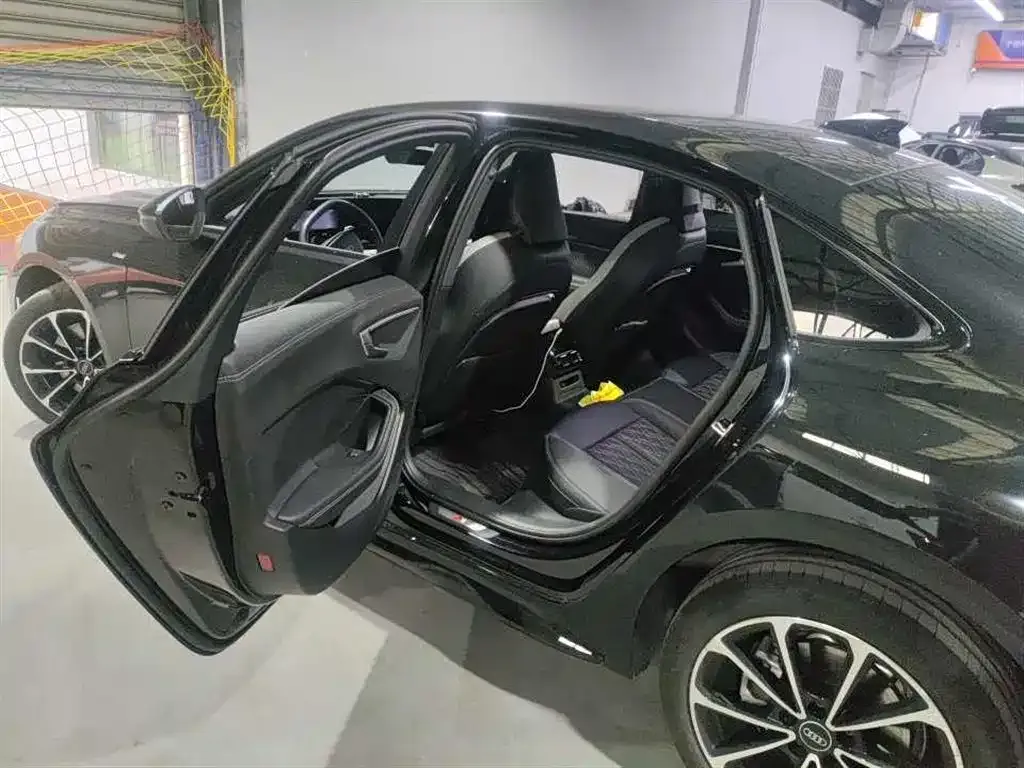 Audi A5L 2025 из CN, фото 5