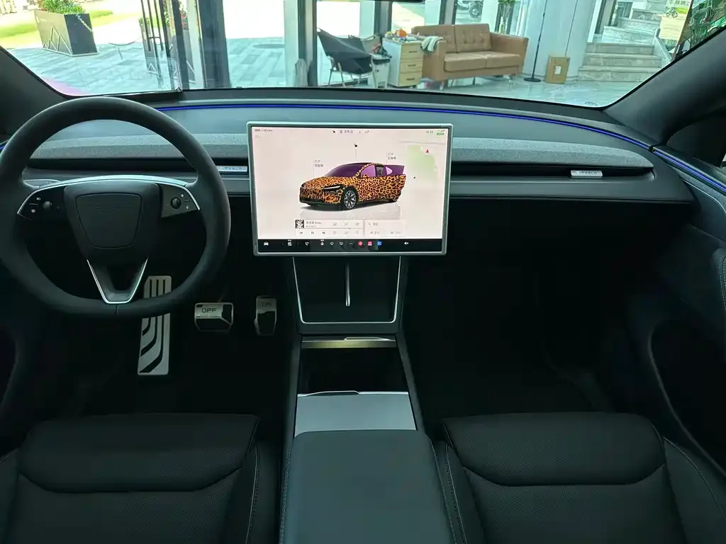 Tesla Model Y L 2025 из CN, фото 2