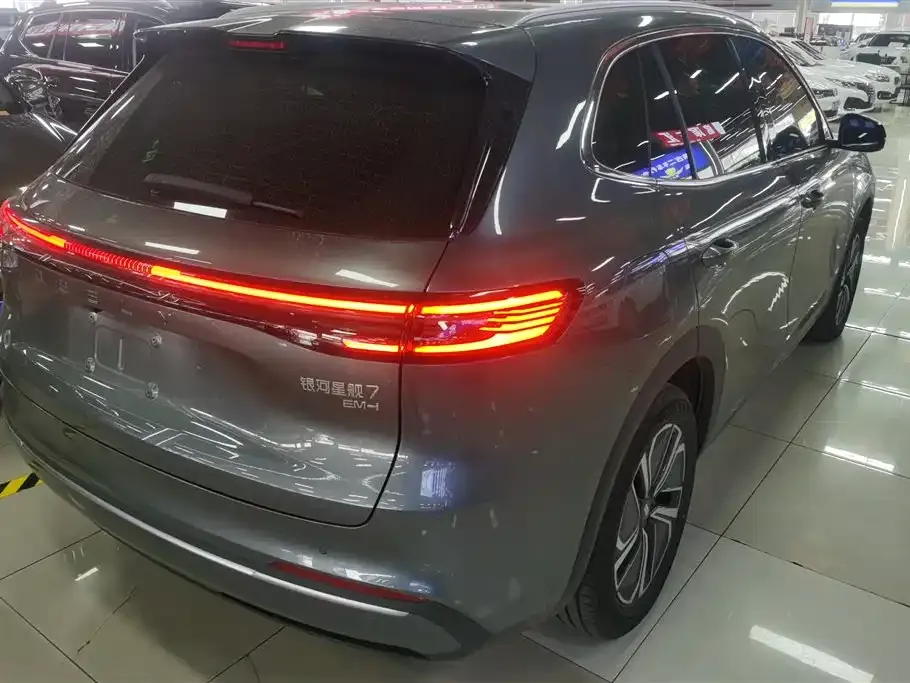 Geely Galaxy Xingjian 7 — фото 8