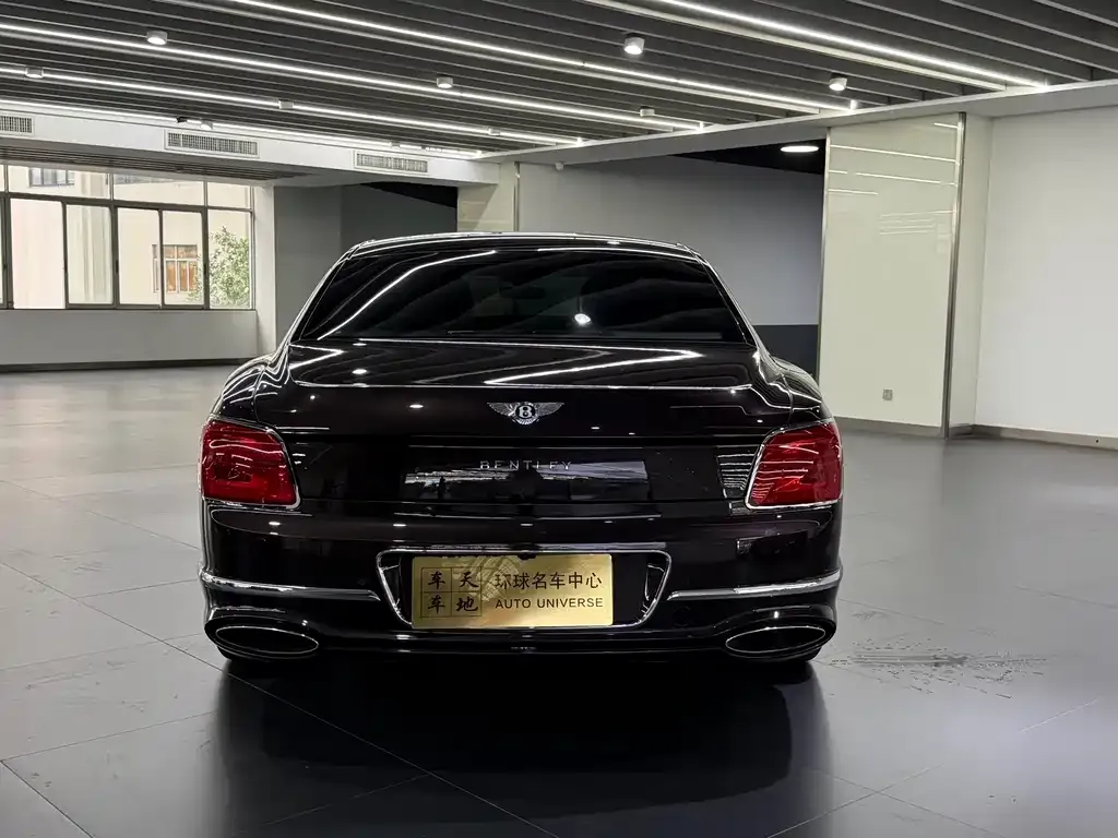 Bentley Flying Spur 2021 из CN, фото 4