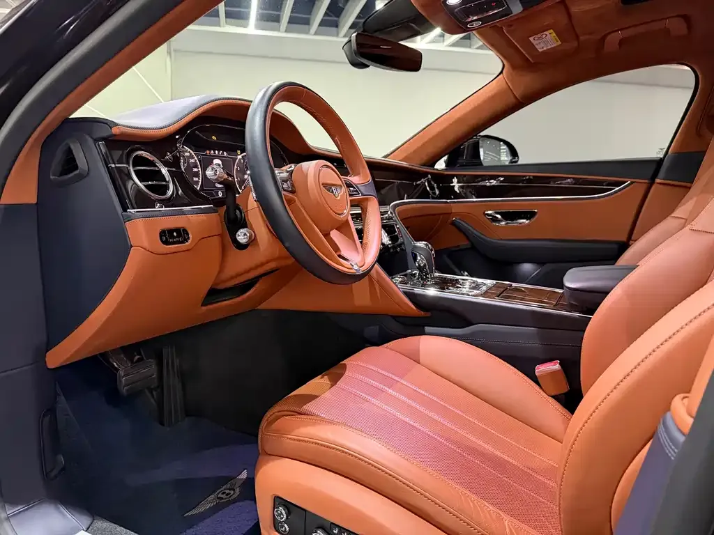 Bentley Flying Spur 2021 из CN, фото 2