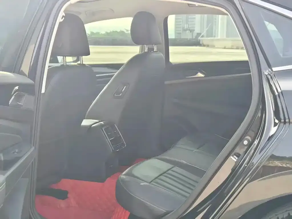Volkswagen Passat — фото 2
