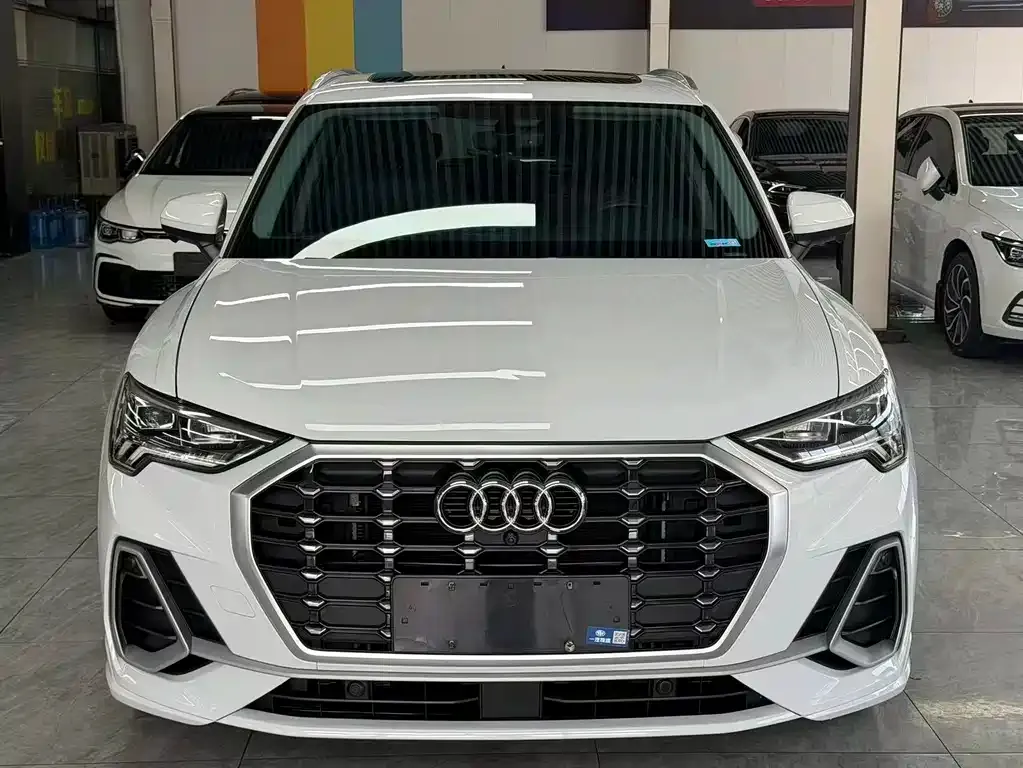 Audi Q3 — фото 5