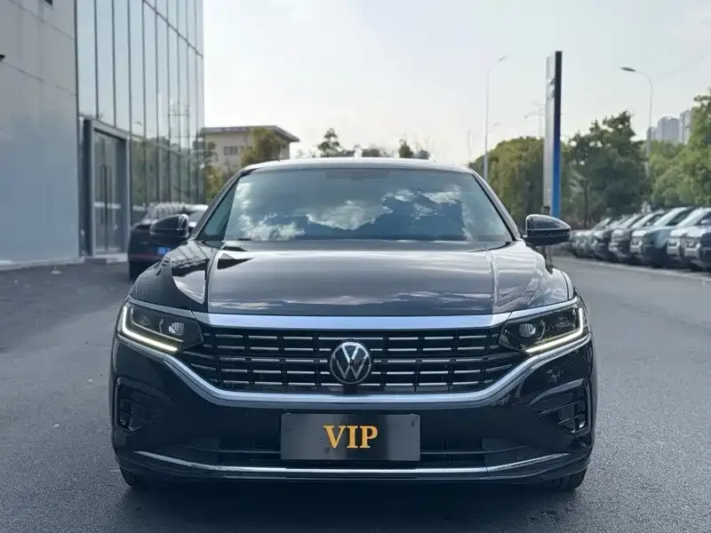 Volkswagen Passat — фото 3