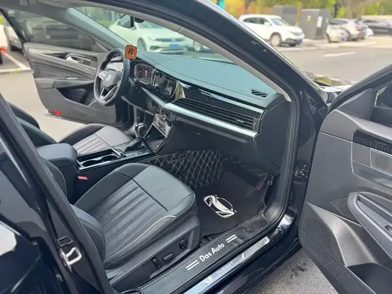 Volkswagen Passat — фото 7