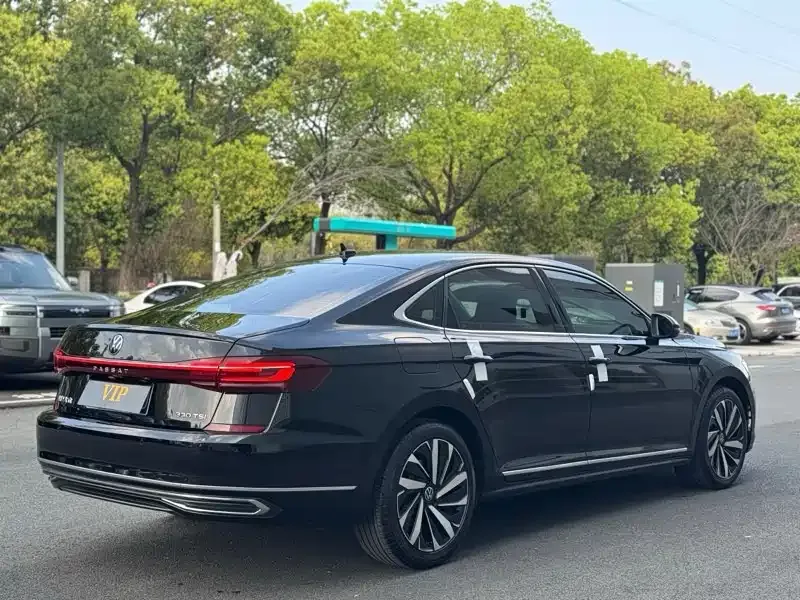 Volkswagen Passat — фото 4
