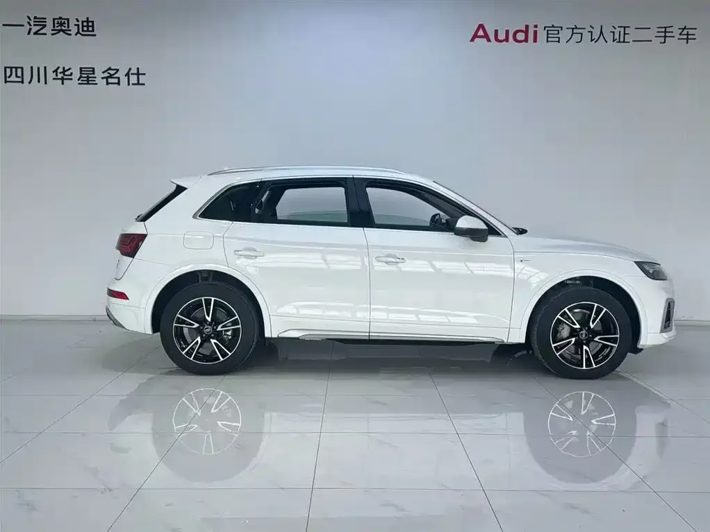 Audi Q5L — фото 2