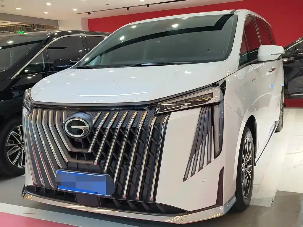 GAC Motor Trumpchi M8 — фото 1