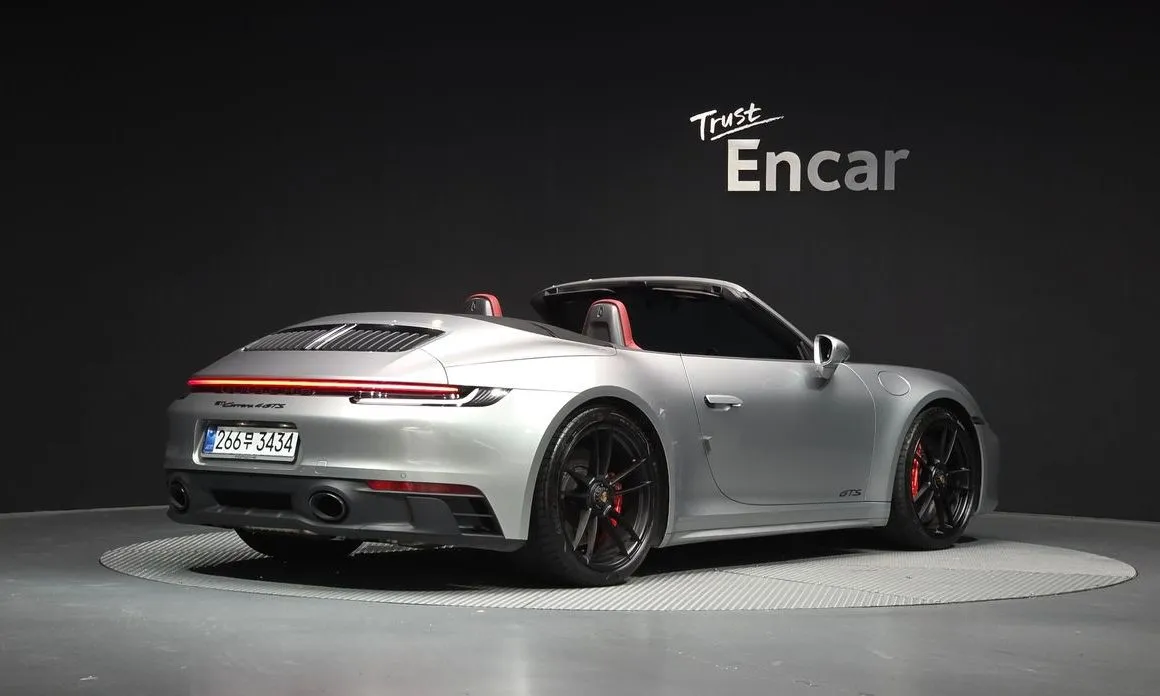 Porsche 911 2024 из KR, фото 4