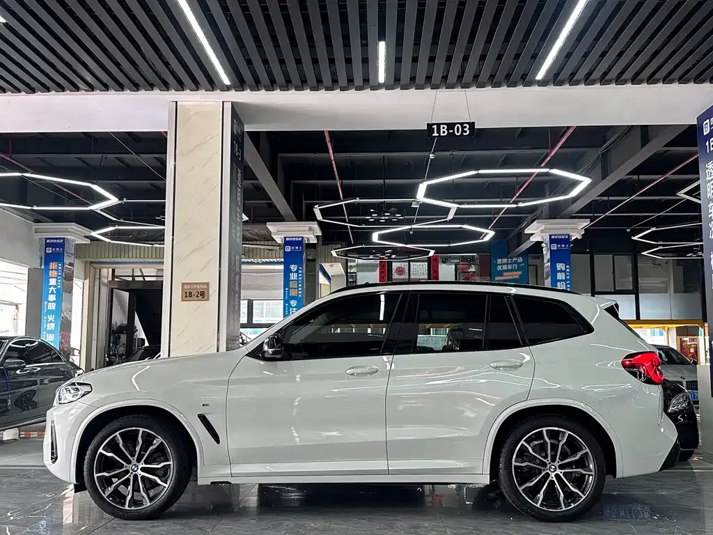 BMW X3 — фото 8