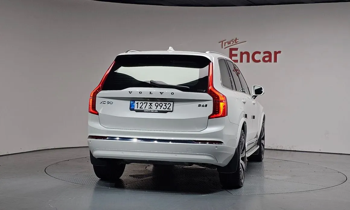 Volvo XC90 2025 из KR, фото 3