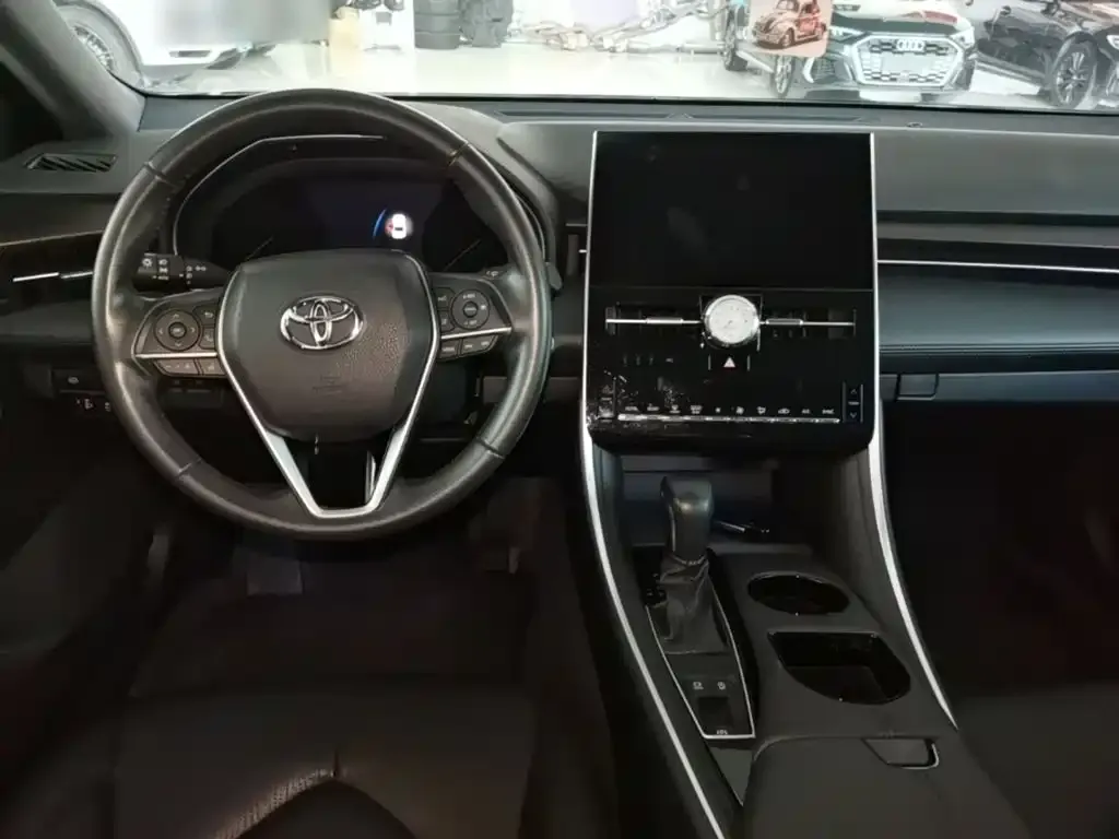 Toyota Avalon — фото 6