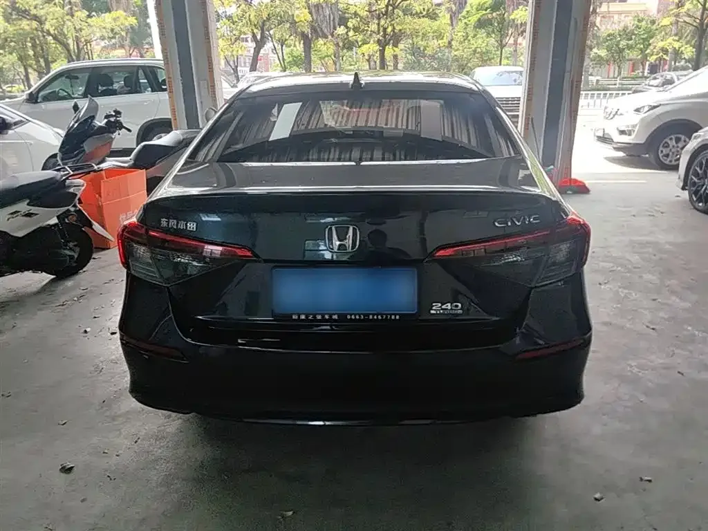 Honda Civic — фото 3