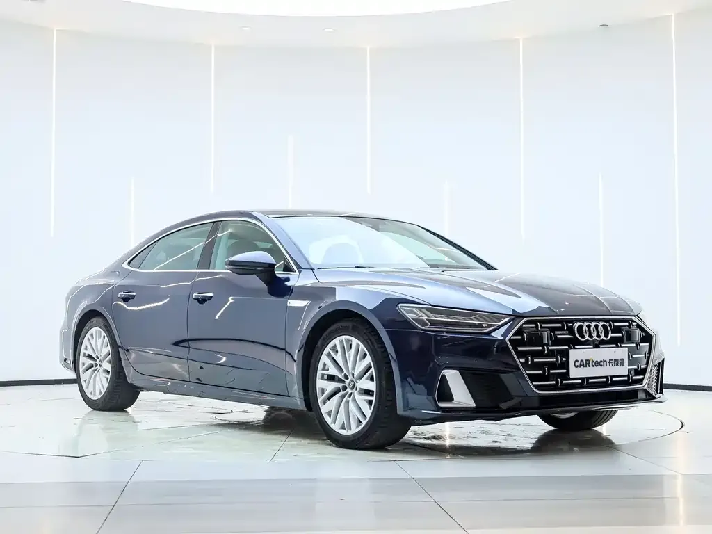 Audi A7L — фото 9