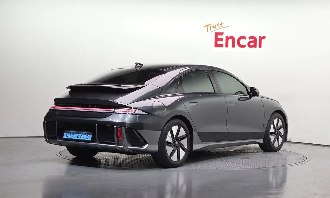 Hyundai Ioniq6 — фото 9