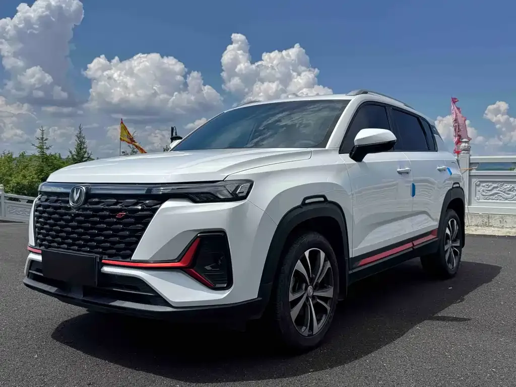 Changan CS35PLUS — фото 1