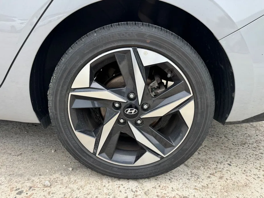 Hyundai AVANTE 2023 из KR, фото 7