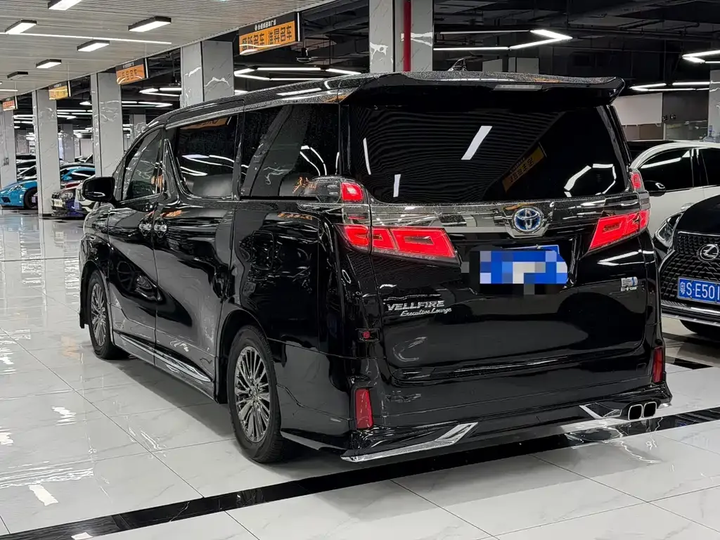 Toyota Vellfire 2021 из CN, фото 8