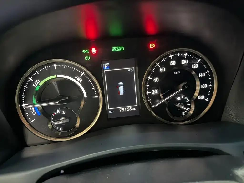 Toyota Vellfire 2021 из CN, фото 9