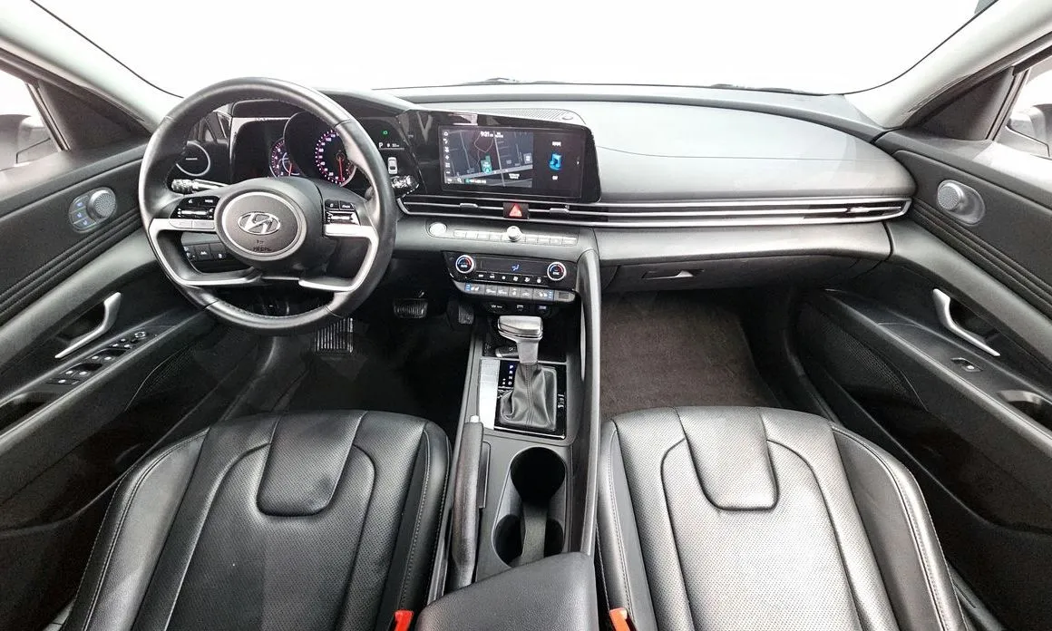 Hyundai AVANTE — фото 6