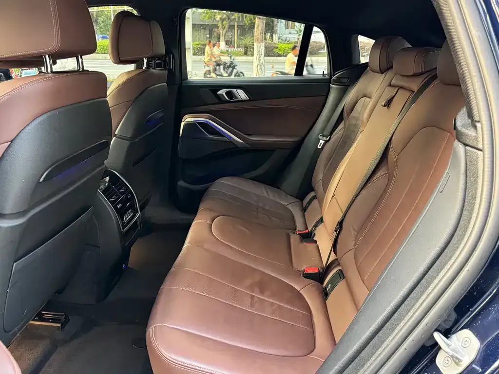 BMW X6 2021 из CN, фото 4